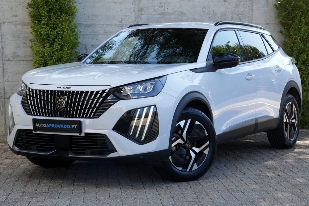 Peugeot 2008 1.2 PureTech Allure Pack EAT8