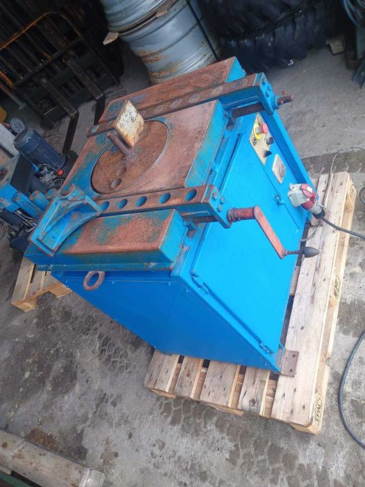 giętarka do prętów strzemion zbrojeń zginarka zaginarka drutu