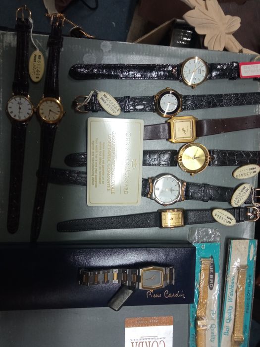 Lote de relógios. De corda e de quartzo.