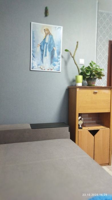 Сдам комнату в 3 х комнатной квартире на ДВРЗ