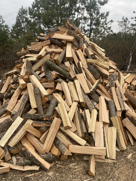 Продам дрова різних порід є доставка