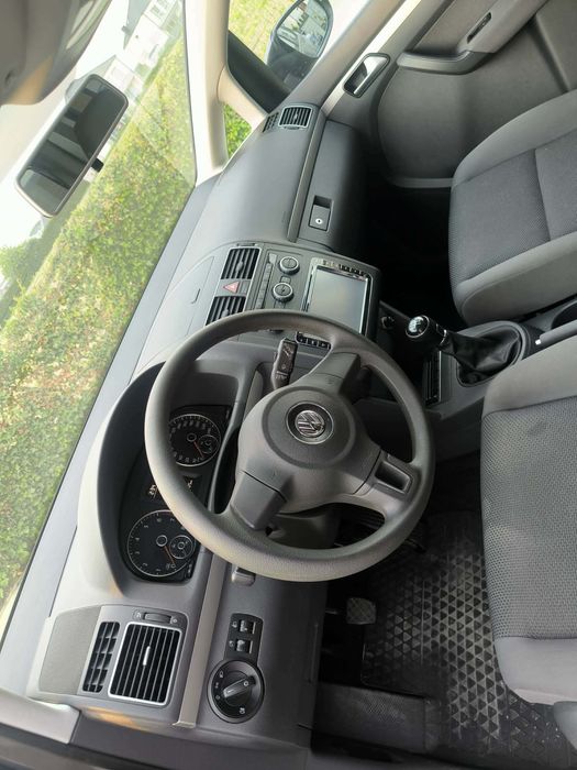 Sprzedam VW turan 7-osobowy