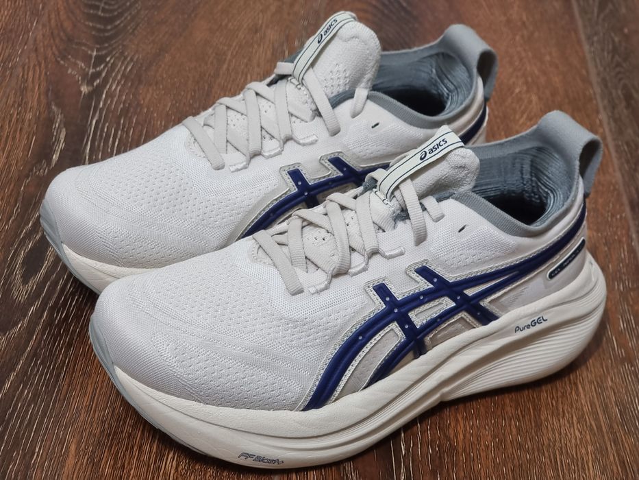 Оригінал 100% жіночі кросівки asics nimbus 27   eur 37.5