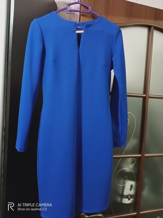 Продам платье одето несколько раз