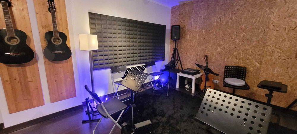 Established music acadamy tresspass