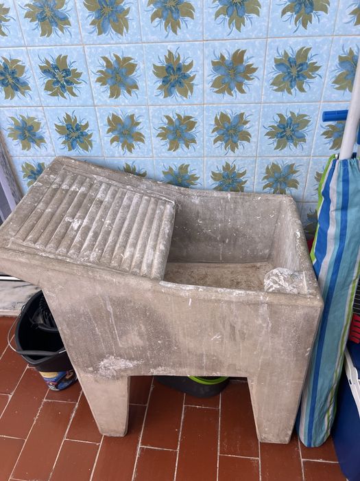 Tanque em bom estado para oferta
