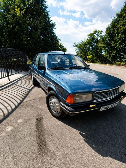 Пежо 305sr 1987року