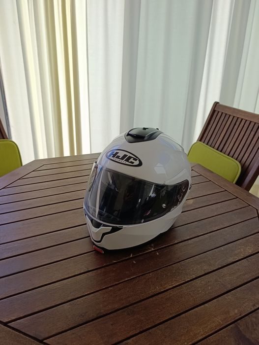 Capacete HJC.  c91