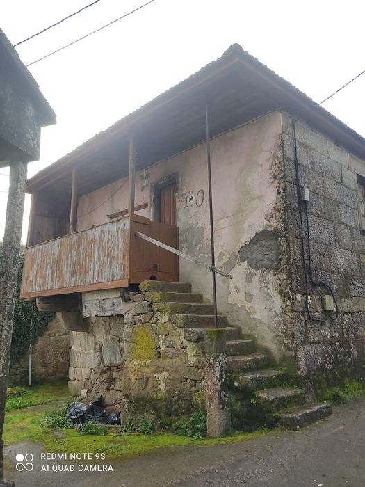 Ruinas a 5 lkm da fronteira do Gerês