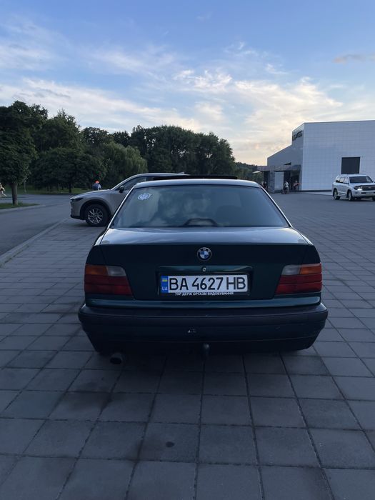Продам BMW E36 рест