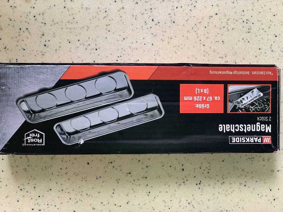 Магнитний лоток для ремонта авто.