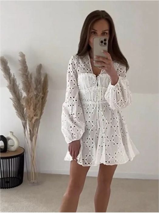 Сукня з прошви zara