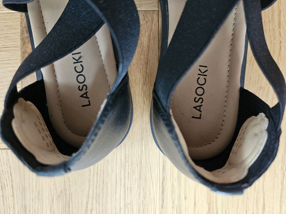 Sandały czarne Lasocki r.33 jak nowe