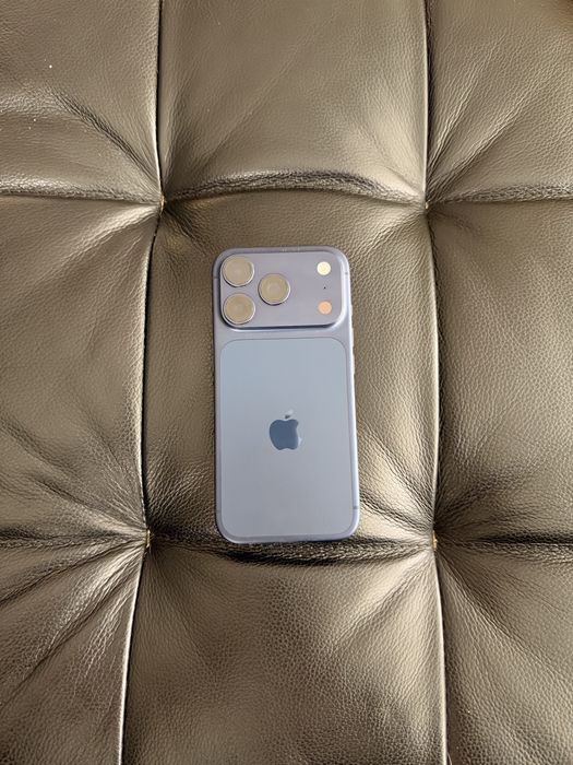 Iphone 17 pro 512 mb
