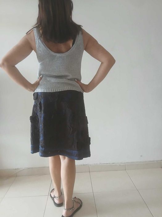 Saia preta e azul em veludo e cetim bordado Adolfo Dominguez