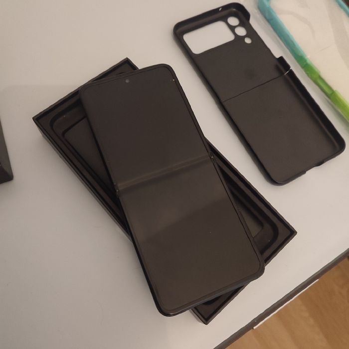 Samsung Z flip 3 como novo
