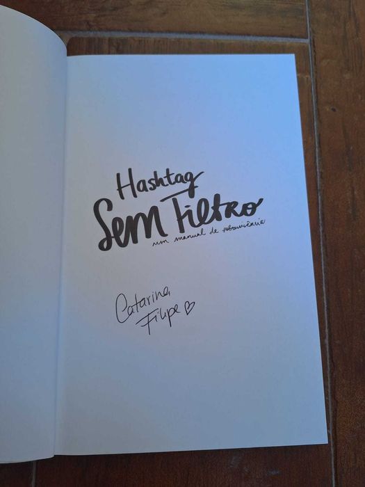 Livro "Hashtag Sem Filtro"