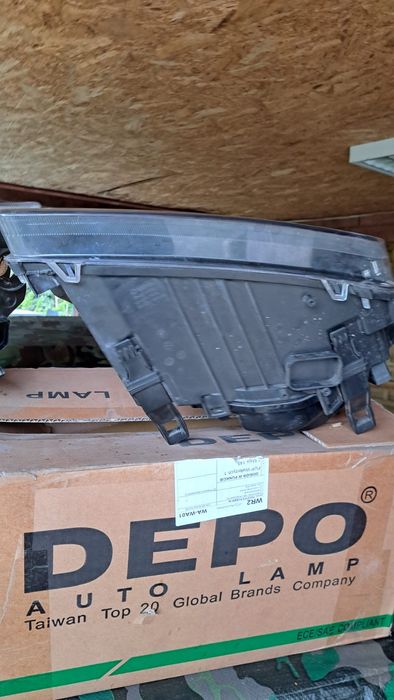 Lampy ford focus przedliftowe 2 szt