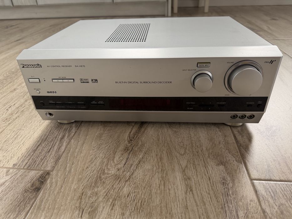 Zestaw kina domowego 5 +1 Jamo, amplituner Panasonic, subwoffer Yamaha