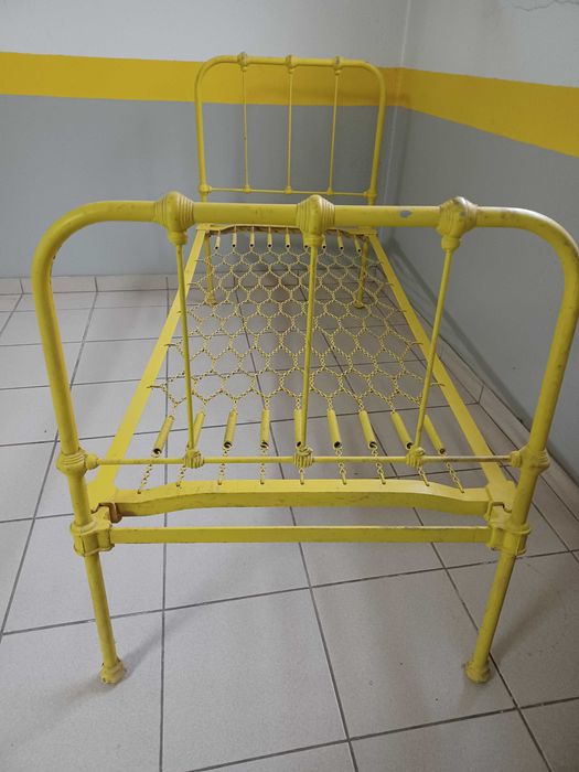 camas em ferro antigas