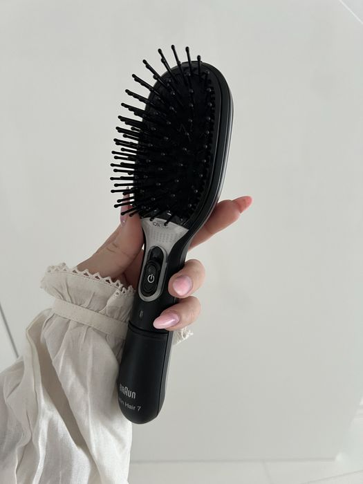 Szczotka do włosów Braun z jonizacja Satin hair 7