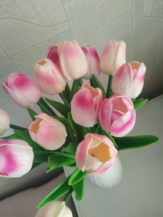 Букети штучні латексні тюльпани 15шт