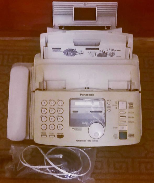 Факс-кнопочный телефон ,,Panasonic,,