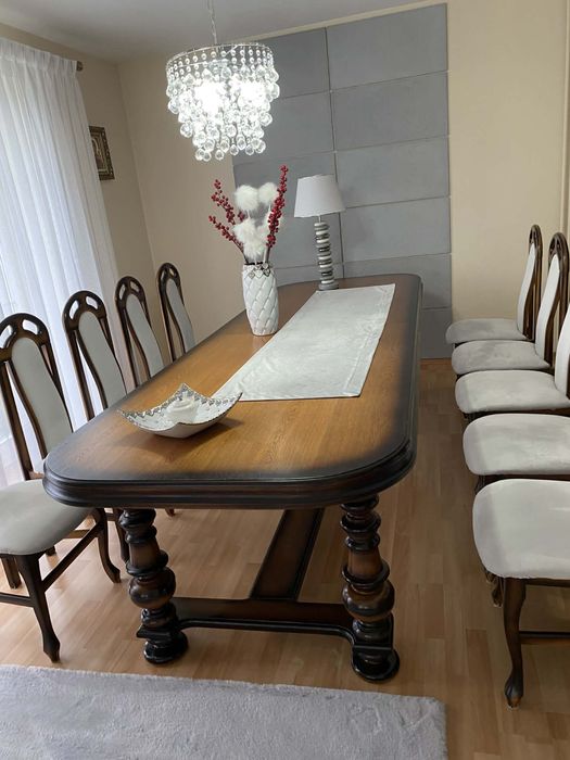 Stół do jadalni + 10 krzesel / stół z krzesłami