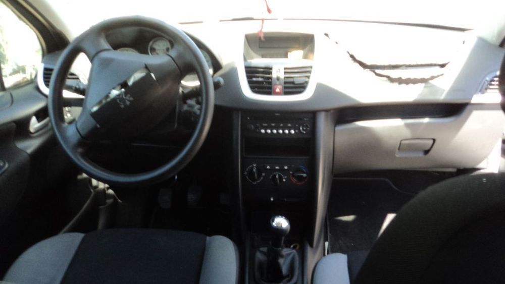 Peugeot 207 104 HDi 5P 2008 - Para Peças