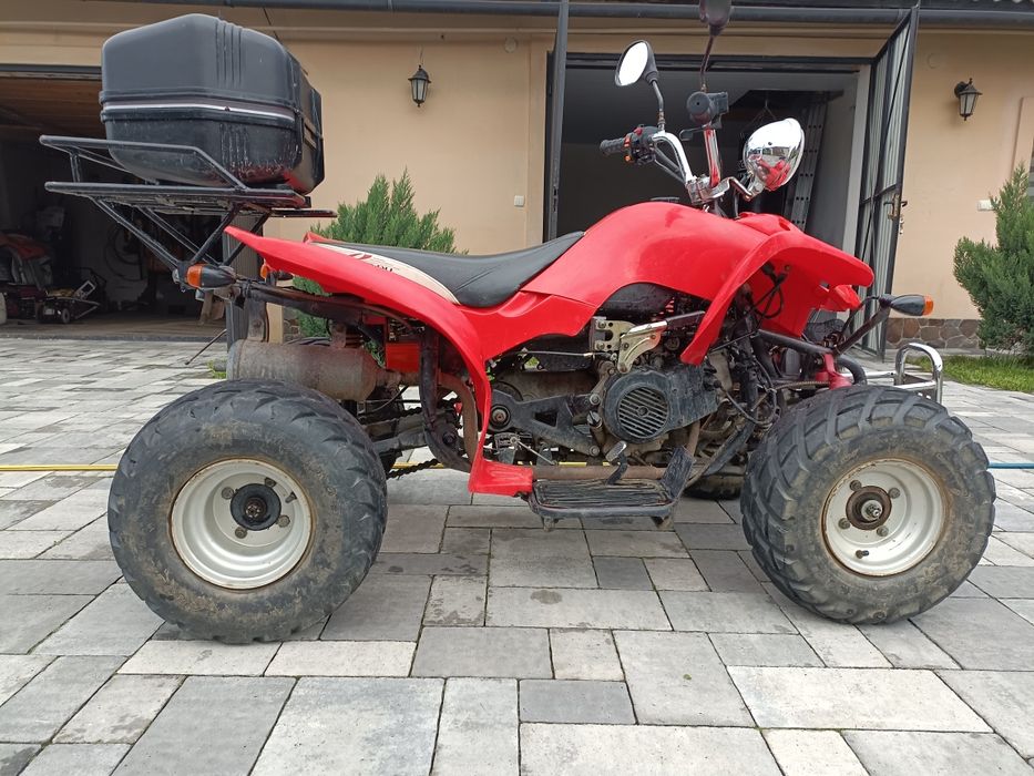 Продам Квадрик 200 куб.