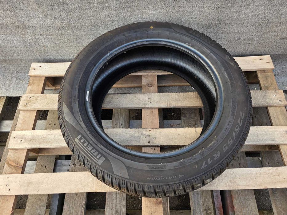 [Z454] 2x R17 225/55 Pirelli 225/55/17 STAN BDB! 23r Opony zimowe 7mm