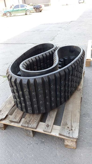 Гумова гусениця 380х102х42   380/102/42