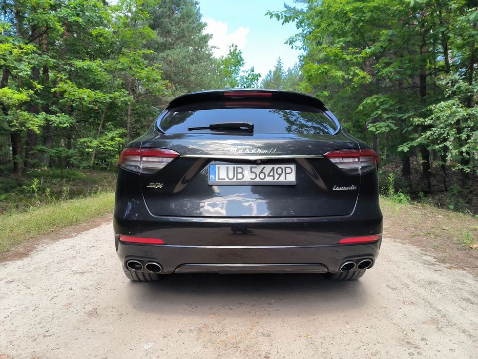Maserati Levante Sq4 430KM