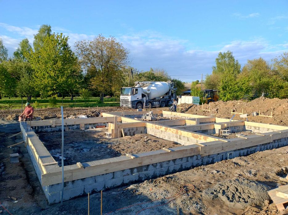 Usługi budowlane , stany surowe (889626764)