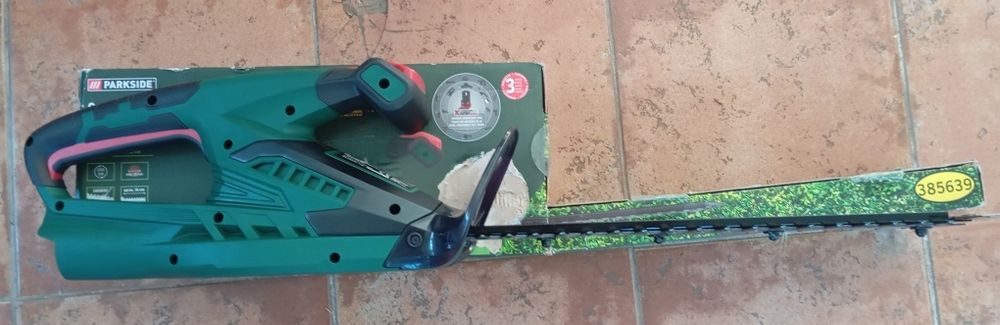 Corta sebes/Apara sebes Parkside a bateria 12V