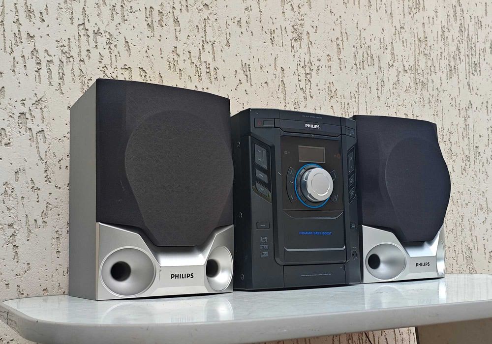 Музичний центр Philips FWM154 (CD / MP3 / AUX / FM-приймач)