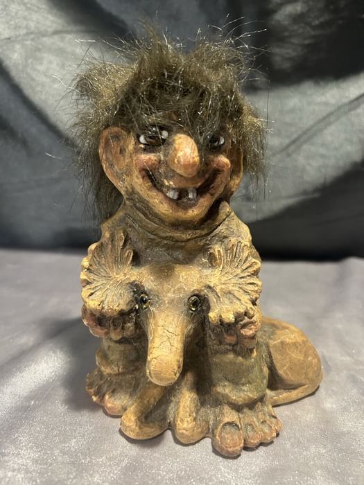 Troll z łosiem – tradycyjna norweska figurka – dekoracja vintage