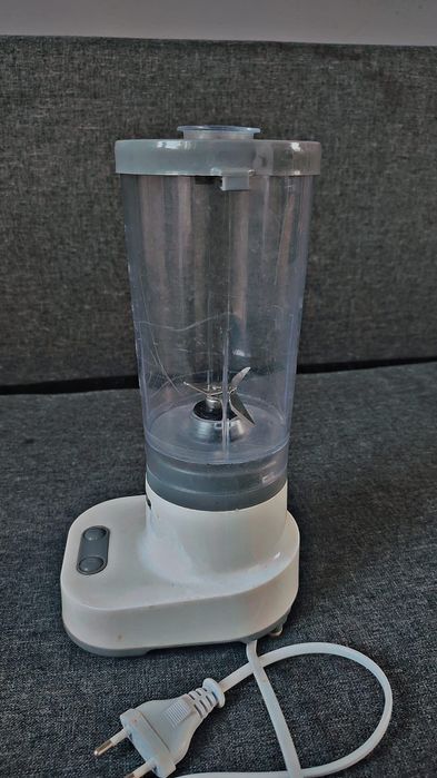 Blender kielichowy Tristar