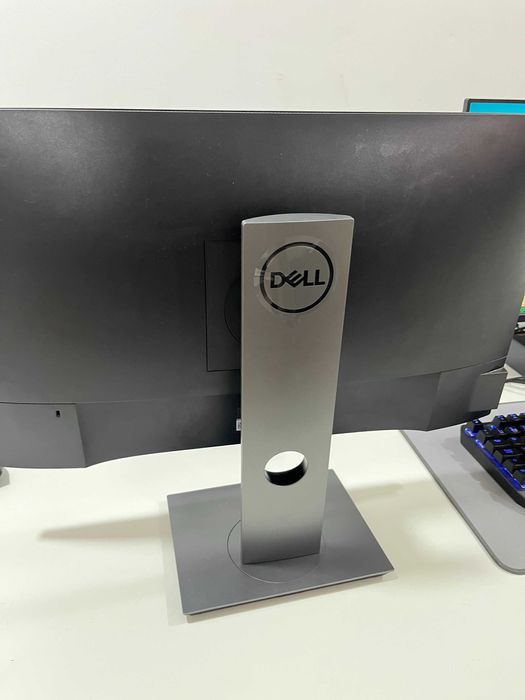 Setup Completo: PC Gaming (NZXT) + 2 Monitores Dell 24" + Periféricos