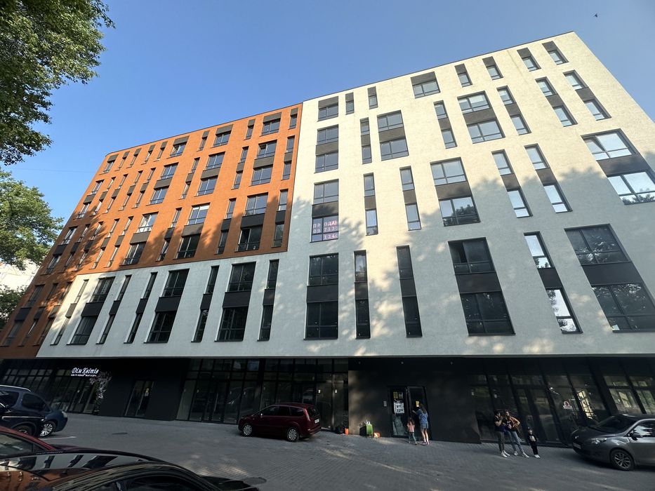 БЦ «КУТ» терміновий продаж з ремонтом!