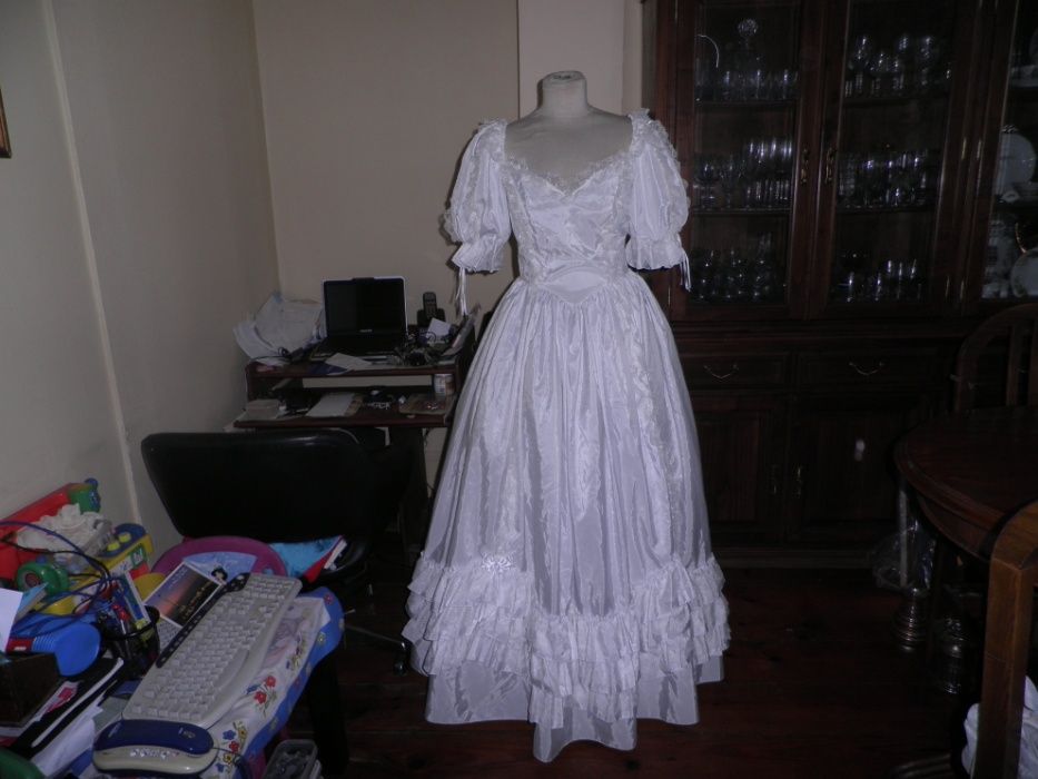 Semi-new Wedding Dress M