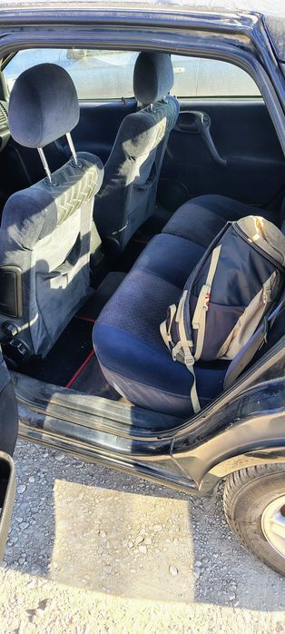 Opel Vectra B 1.7TD com avaria