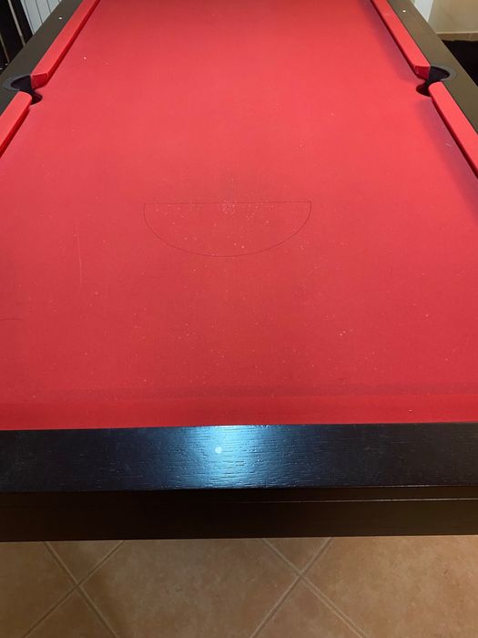 mesa snooker + bolas + 4 banquetas