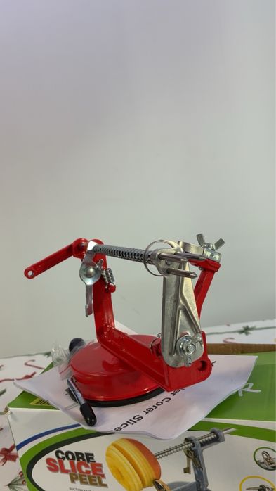 Maszynka obieraczka do robienia zakreconych ziemniakow i jablek