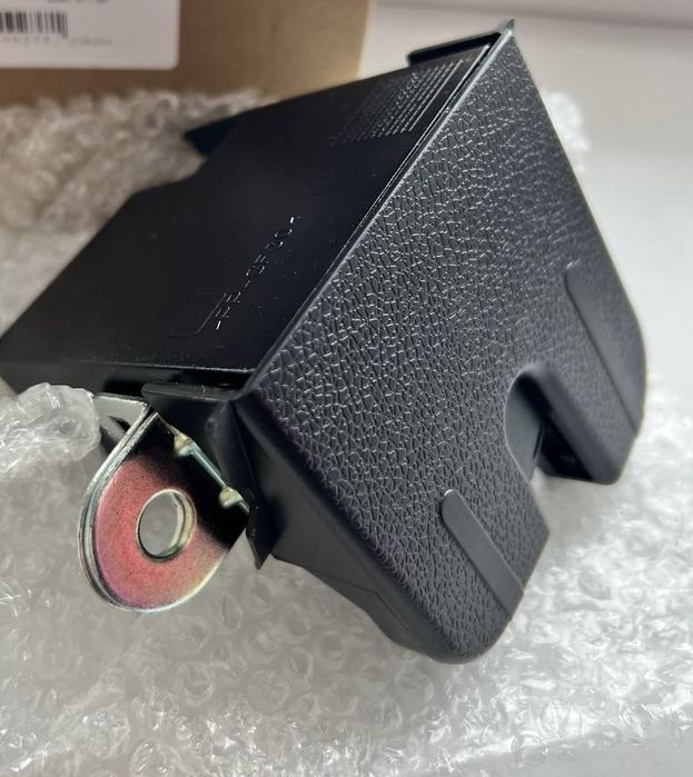 Замок багажника wv passat