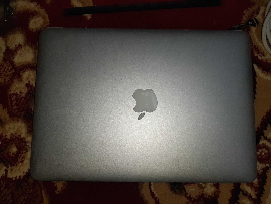 Ноутбук Apple MacBook Air A1369