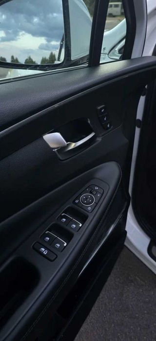 Hyundai Santa Fe IV Рестайлінг 2021