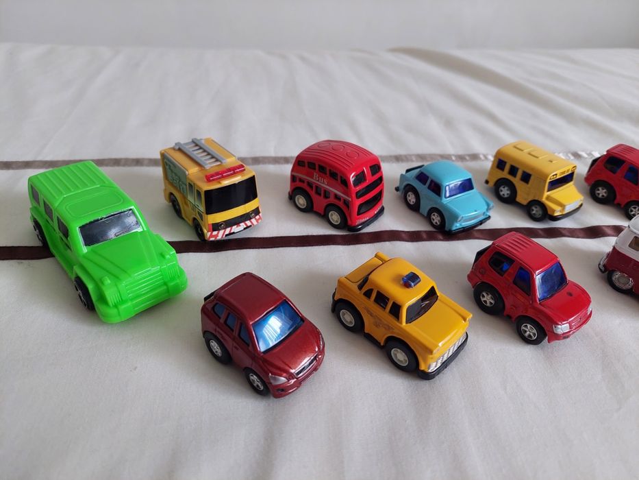 33szt. Autka Welly i inne