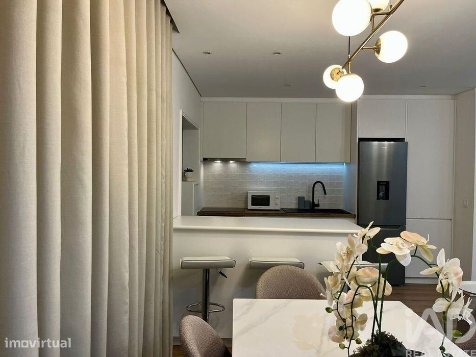 Apartamento T2 em Ramalde de 71 m2