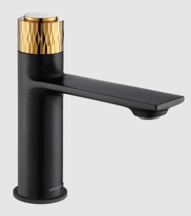 Bateria umywalkowa czarno-złota (2 sztuki)